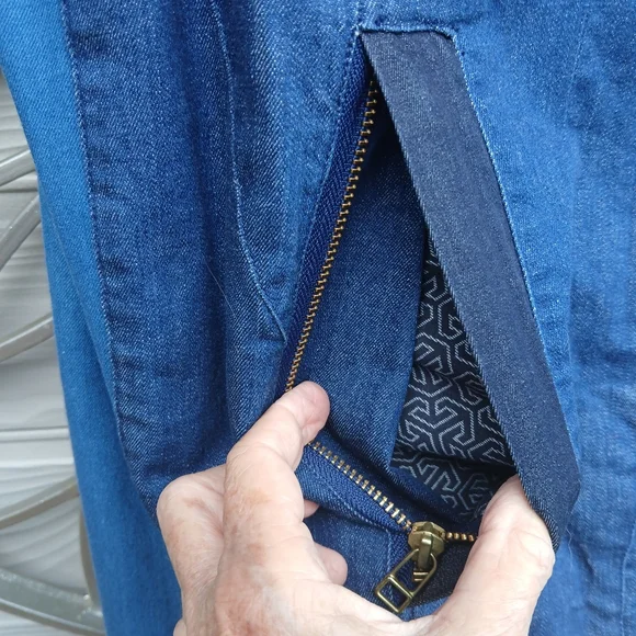 Tory Burch denim dress - Picture 2 of 3